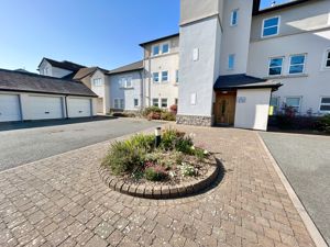 Photo 25- click for photo gallery